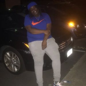 Meet your Posher, Elexus